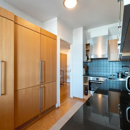 Huoneisto 2ndhomes Luxury 2br Rooftop Terrace With Sauna In Kamppi Center Helsinki